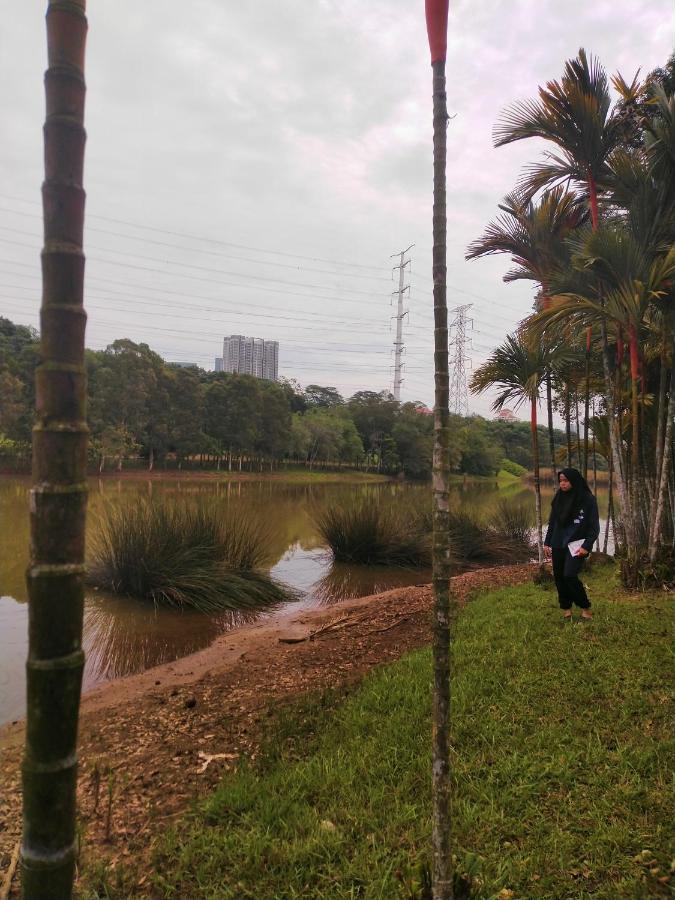 Pinevalley Homestay Putrajaya Presint 12 Buitenkant foto