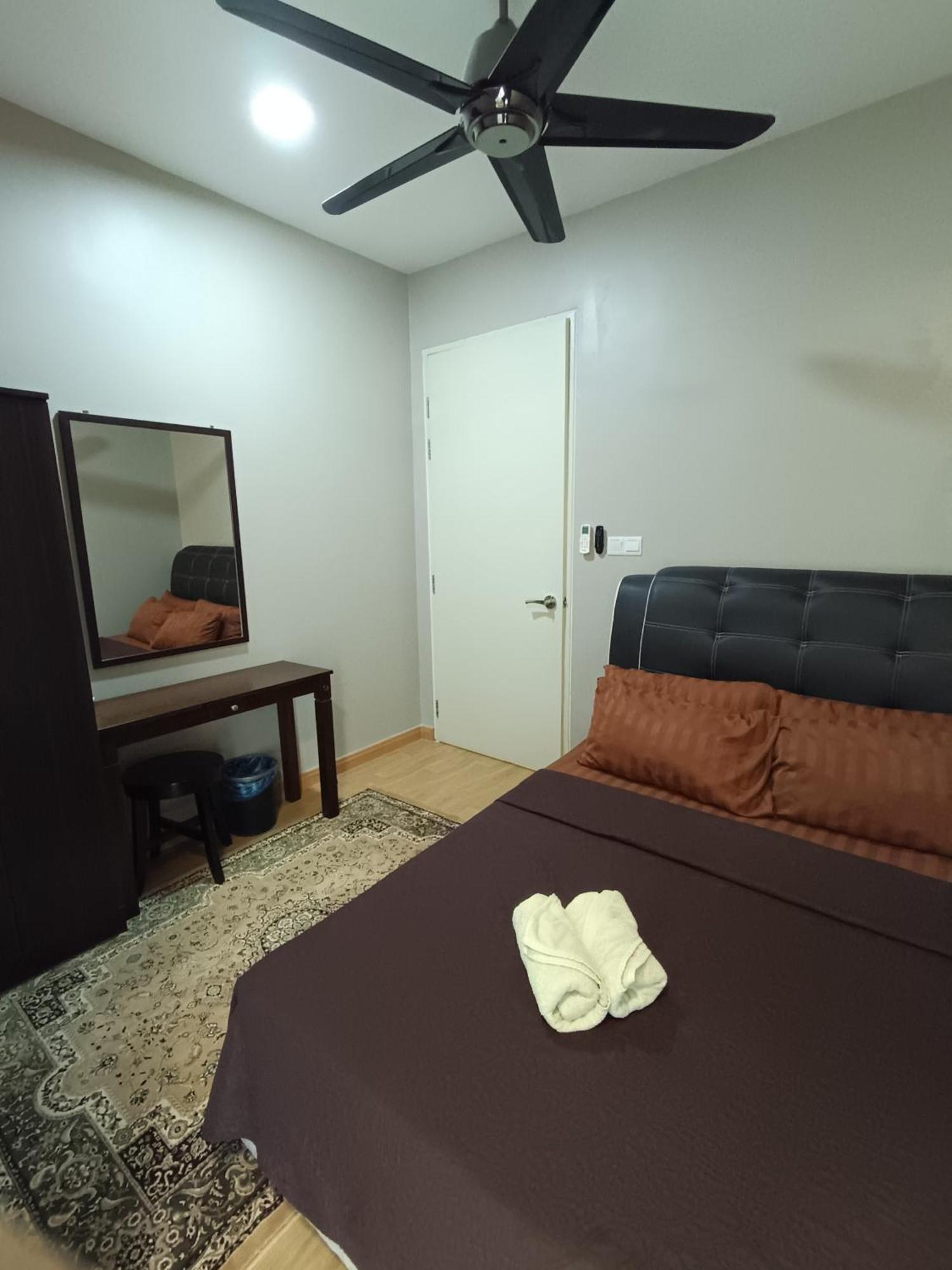 Pinevalley Homestay Putrajaya Presint 12 Buitenkant foto