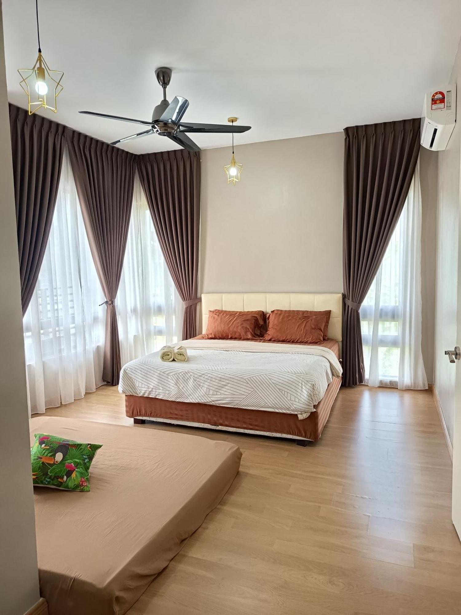 Pinevalley Homestay Putrajaya Presint 12 Buitenkant foto