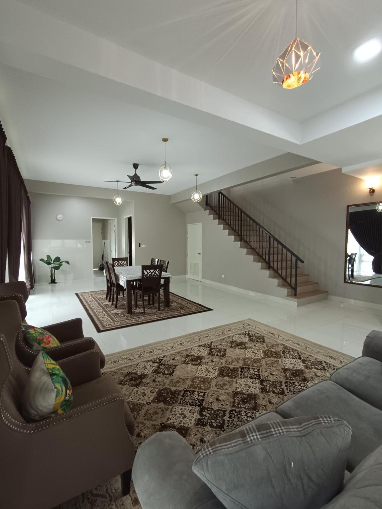 Pinevalley Homestay Putrajaya Presint 12 Buitenkant foto